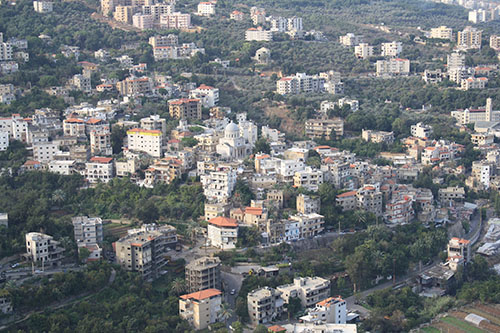 قامت البلديات المتعاقبة بالكثير من المشاريع الإنمائية والاهتمام بالبلدة بشرًا وحجرًا ومن جميع النواحي ، على مر السنوات